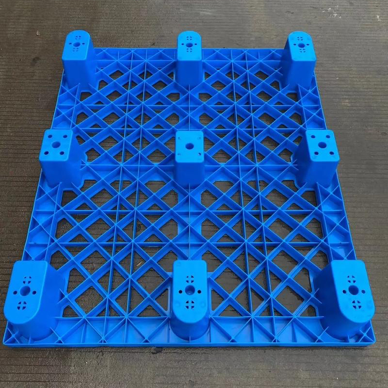 Palette Euro réutilisable robuste à 2 et 4 entrées, en plastique HDPE recyclé à surface lisse, pour l'exportation