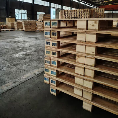 Bon prix Palette en bois à entrée à quatre voies, palette de chargement à face unique de 1200 x 1000 mm pour le transport en entrepôt en ligne