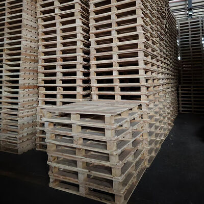 Bon prix Palette en bois standard EPAL en bois massif de pin avec taille personnalisée pour l'expédition industrielle en ligne